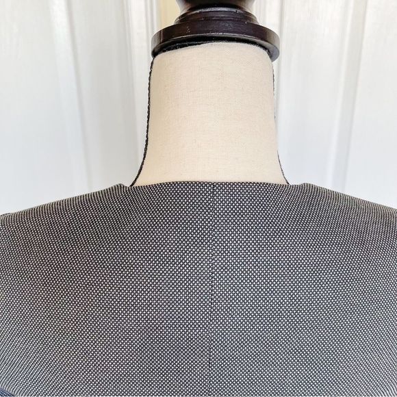 Ann Taylor 00P Grey Pokadot Blazer Suit Jacket w/ Pockets & Hidden Front Buttons - Picture 11 of 15